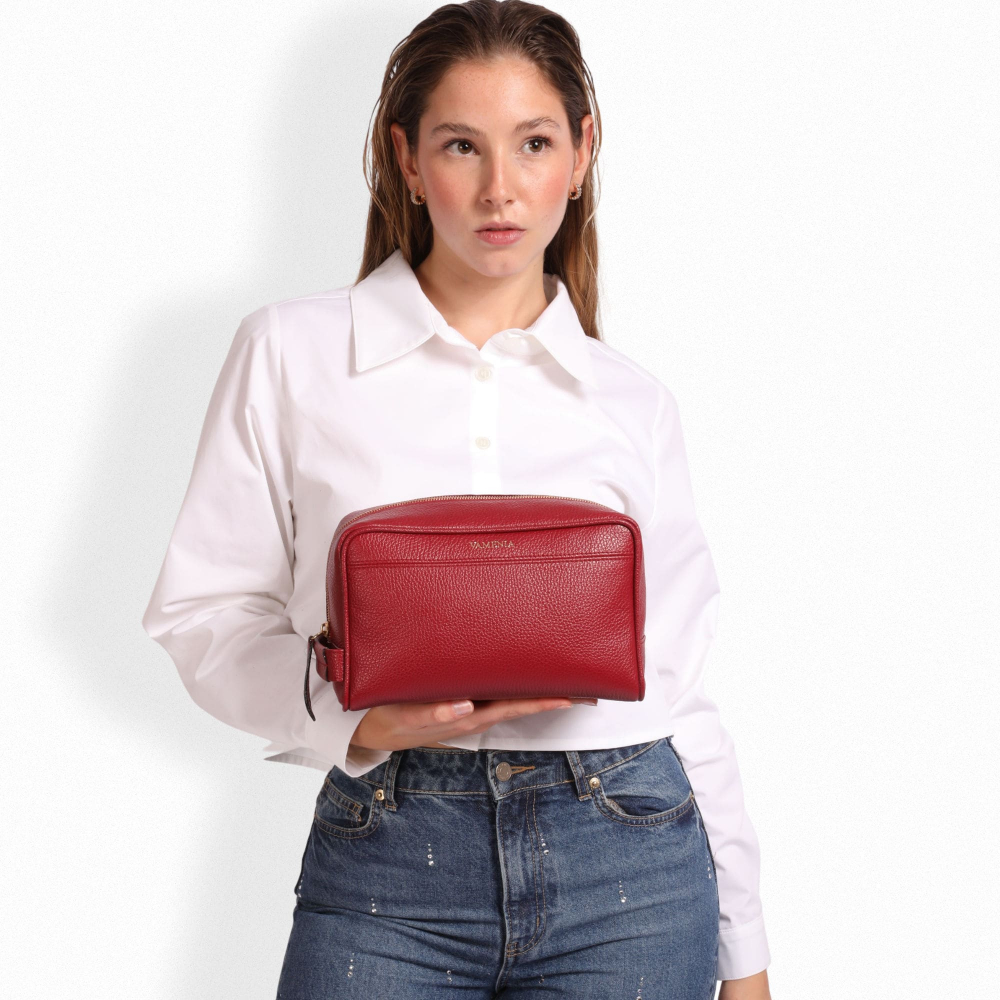 Toiletry bag made of calfskin wine red